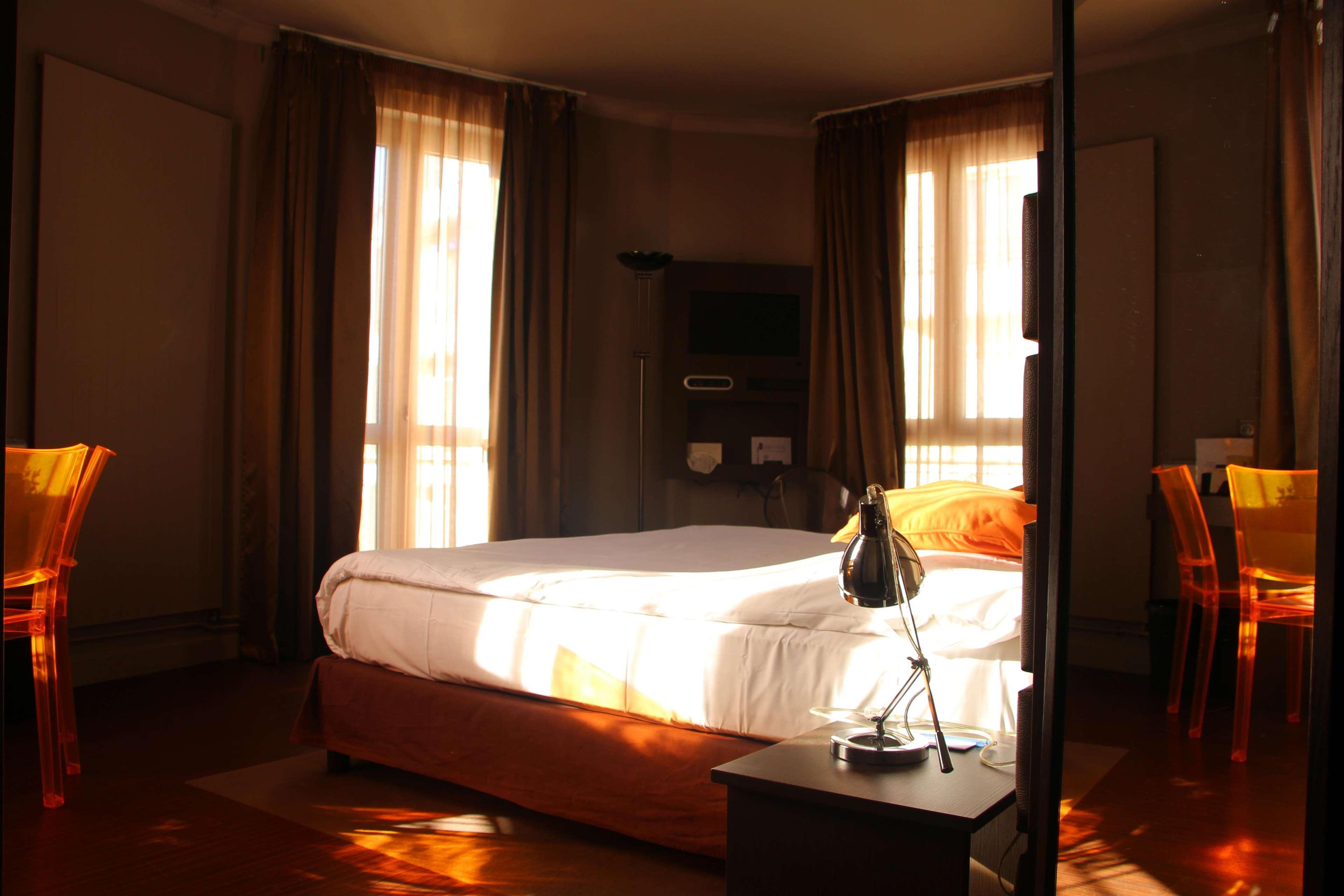 Kyriad Restaurant Centre Spa Виши Екстериор снимка
