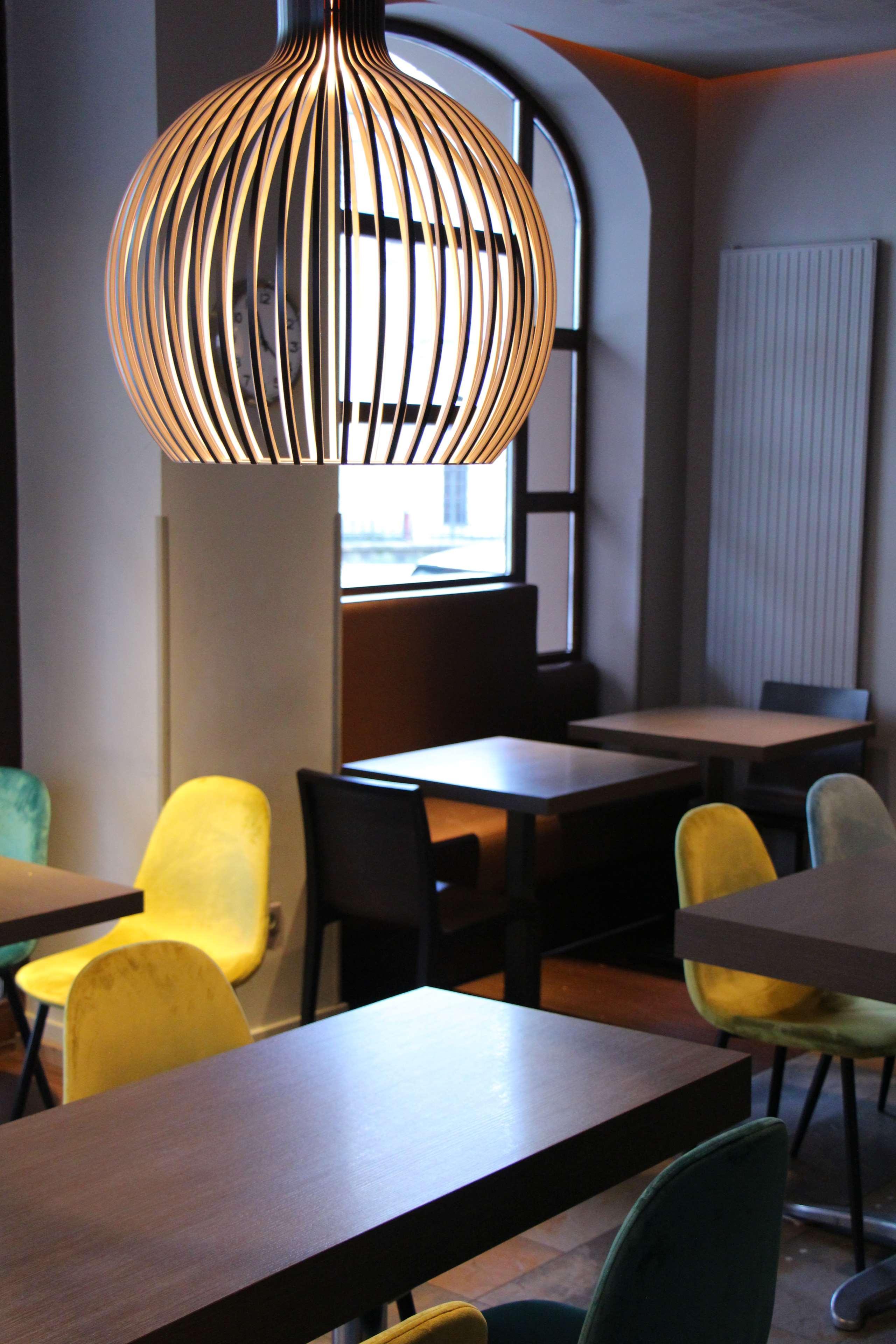 Kyriad Restaurant Centre Spa Виши Екстериор снимка